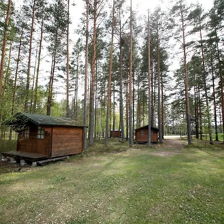 홀리데이파크 Hirvemae Camp