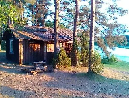 홀리데이파크 Hirvemae Camp